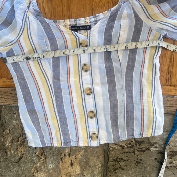 Abercrombie & Fitch Striped Puff Sleeve Button Down Size XS - Picture 9 of 12